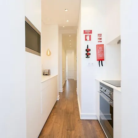 Exquisite 2bdr Flat With Balcony In Lisbon's Heart * Lisbon